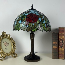 Leuchte im Tiffany-Stil aus...