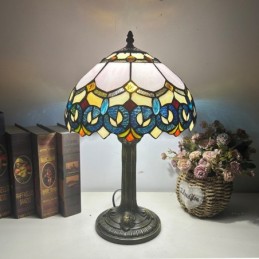 Leuchte im Tiffany-Stil aus...