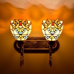 Wandleuchte im Tiffany-Stil...
