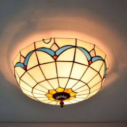 Plafoniere im Tiffany-Stil...